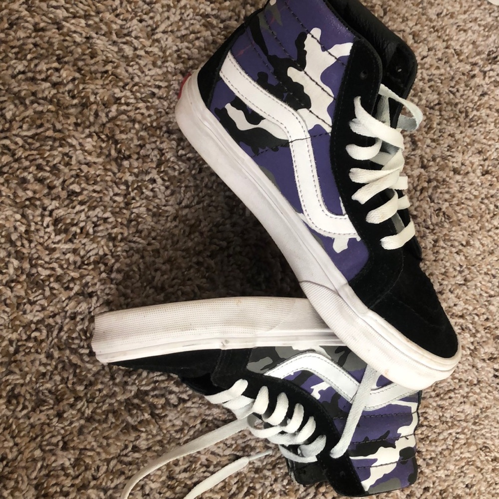 Purple camo vans - Picture 1 of 1